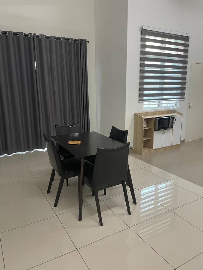 Bungalow Homestay Jasin Melaka Zewnętrze zdjęcie